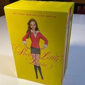 Pretty Little Liars Boxed Set of Teen Novels by Sara Shepard